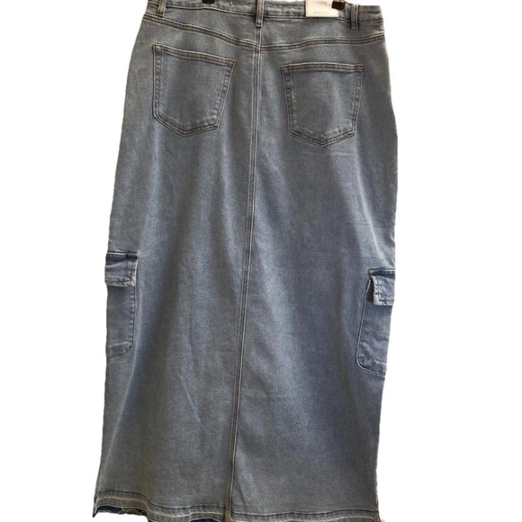 Tinseltown Juniors Maxi Cargo High Rise Denim Skirt Size 15 Grunge 90’s Vibe NWT - Picture 2 of 9